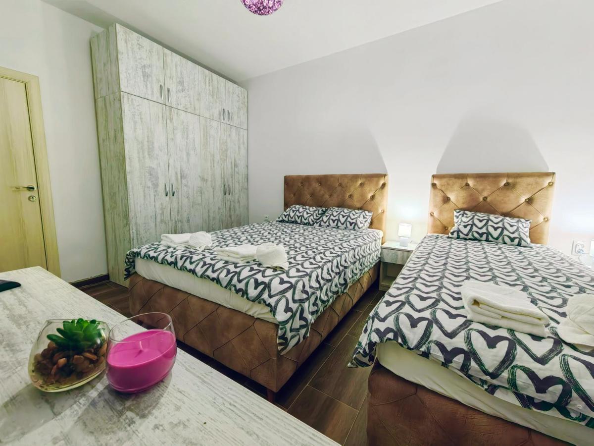 Mialex Apartments Dobra Voda Exteriör bild