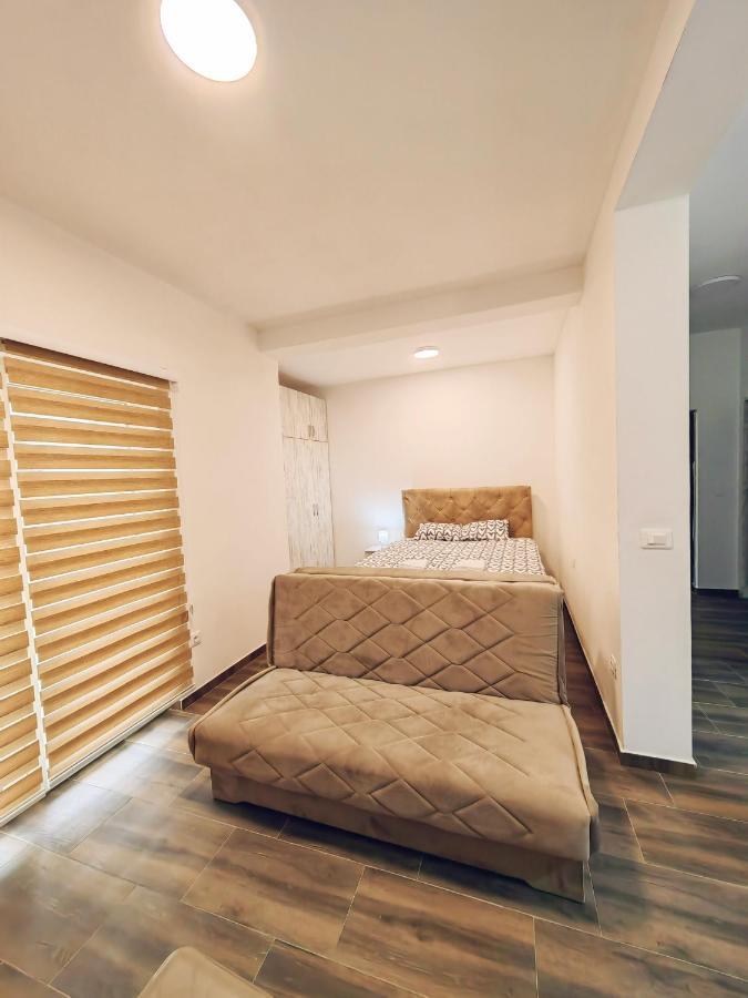 Mialex Apartments Dobra Voda Exteriör bild