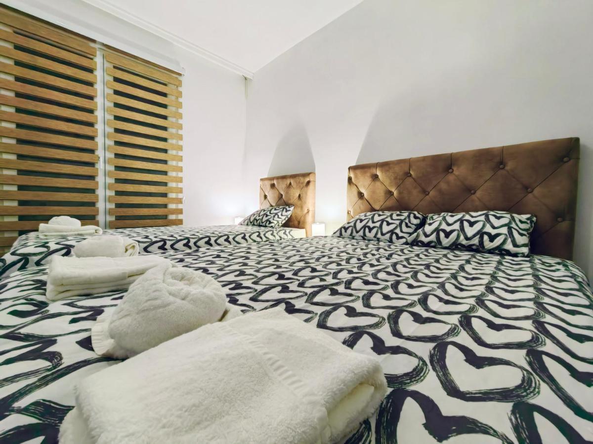 Mialex Apartments Dobra Voda Exteriör bild