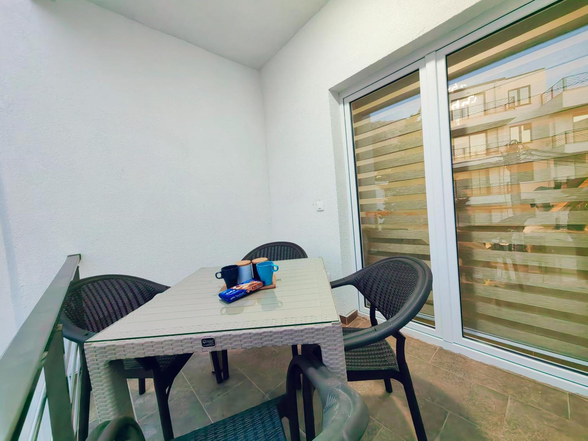 Mialex Apartments Dobra Voda Exteriör bild